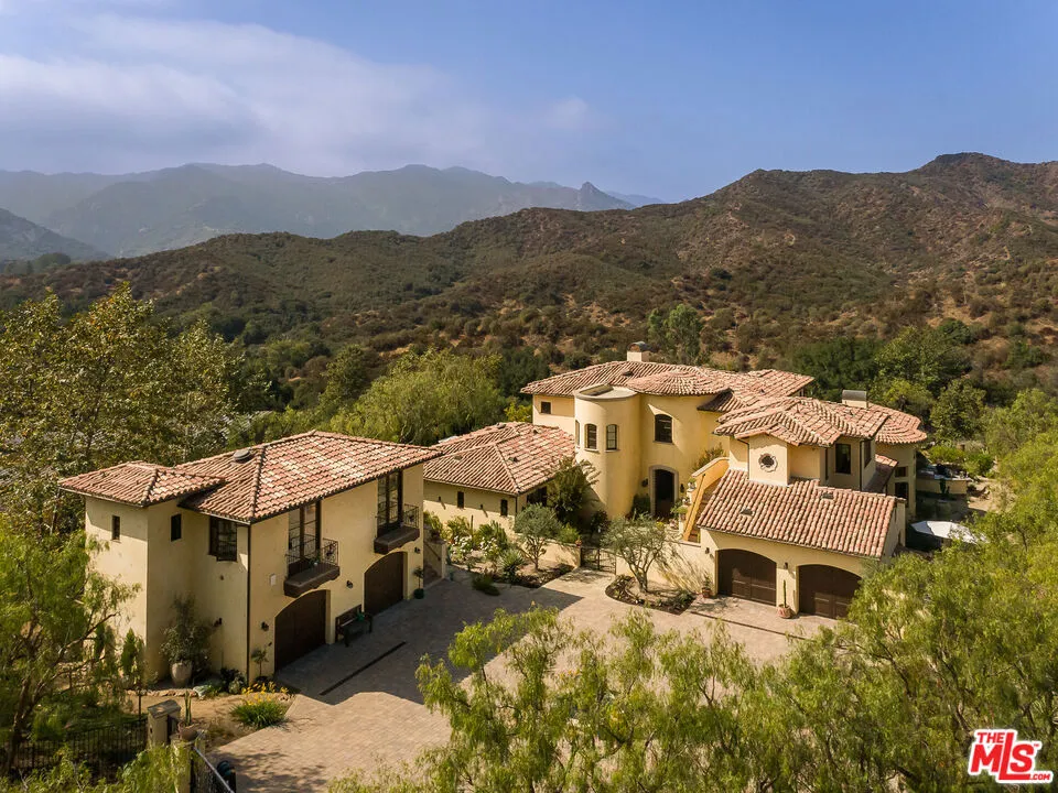 1101 Cold Canyon Road, Calabasas, California 91302 home-pic-0