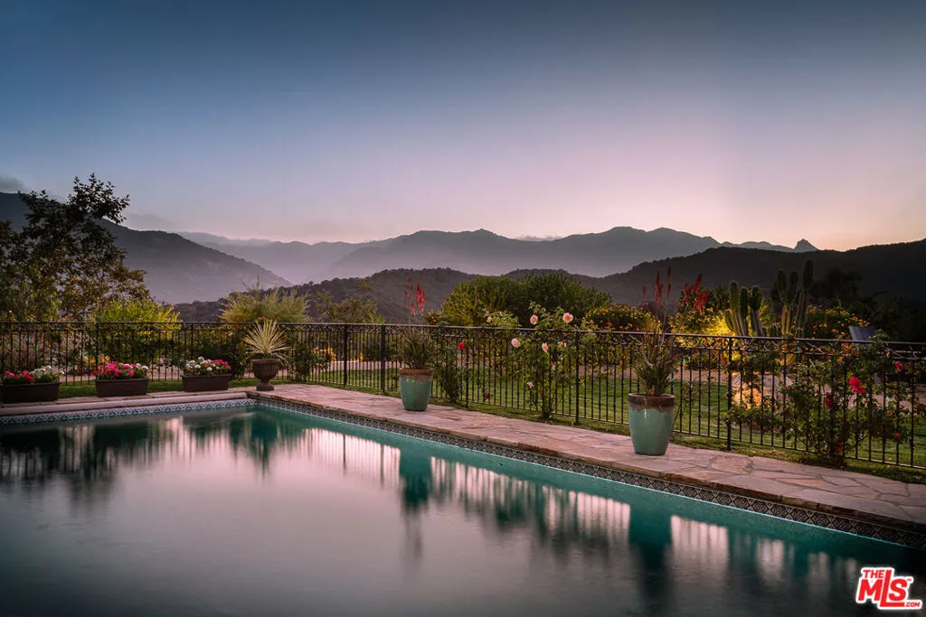 1101 Cold Canyon Road, Calabasas, California 91302 home-pic-3