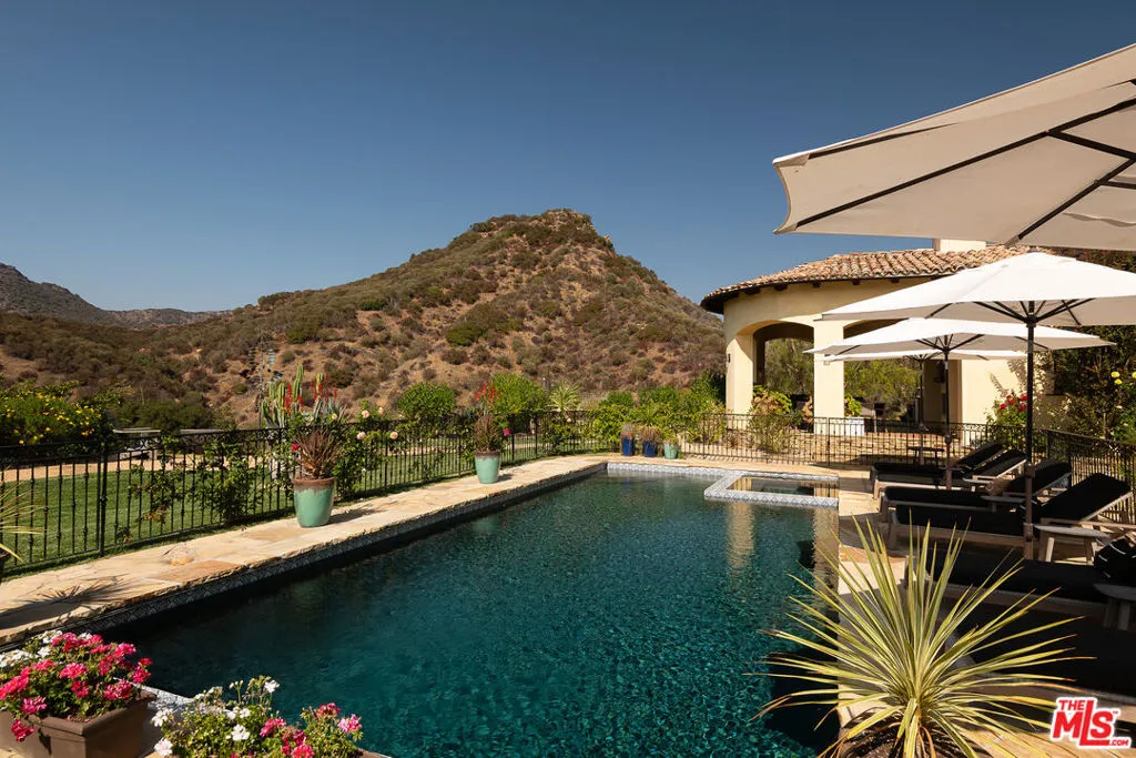 1101 Cold Canyon Road, Calabasas, California 91302 home-pic-42