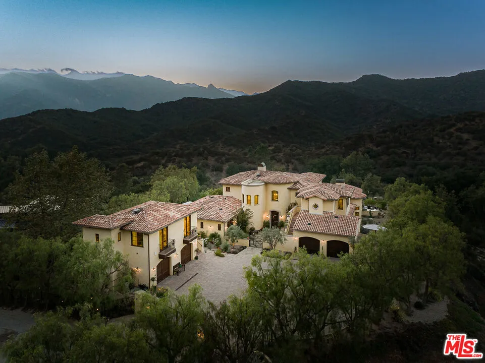 1101 Cold Canyon Road, Calabasas, California 91302 home-pic-59
