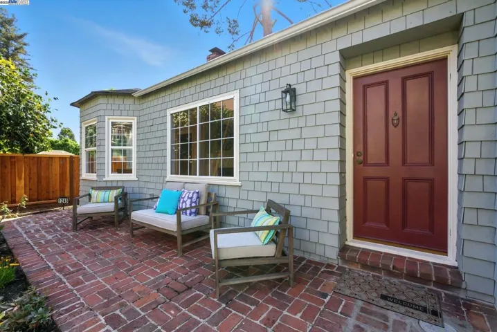 1247 Sherman Street, Alameda, California 94501