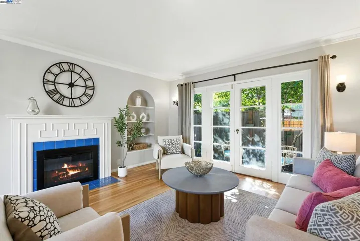 1247 Sherman Street, Alameda, California 94501