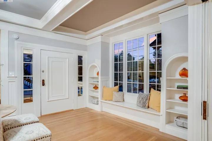 1247 Sherman Street, Alameda, California 94501