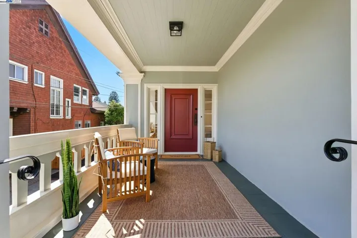 1247 Sherman Street, Alameda, California 94501