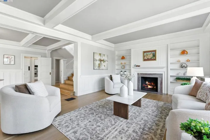 1247 Sherman Street, Alameda, California 94501