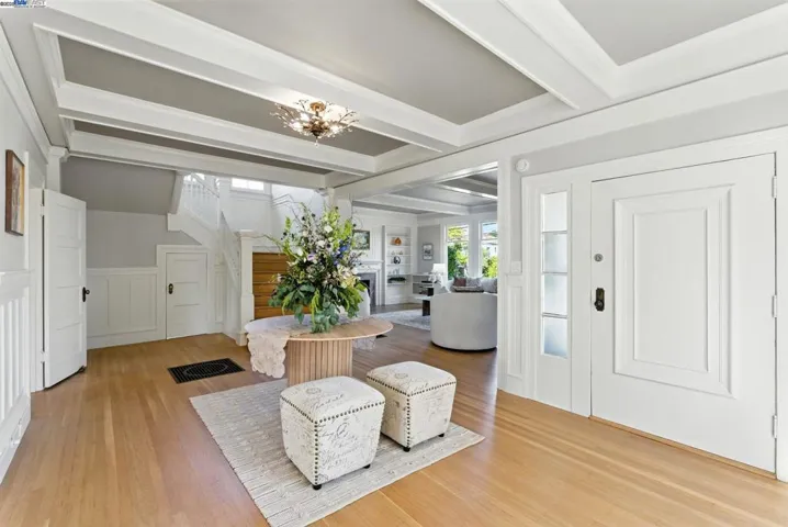 1247 Sherman Street, Alameda, California 94501