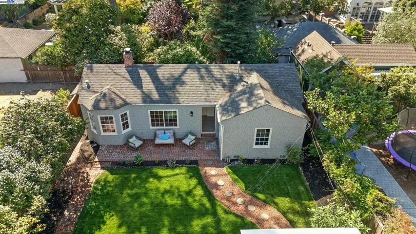 1247 Sherman Street, Alameda, California 94501