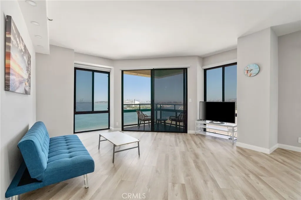 1310 E Ocean Boulevard 1103, Long Beach, California 90802 home-pic-12