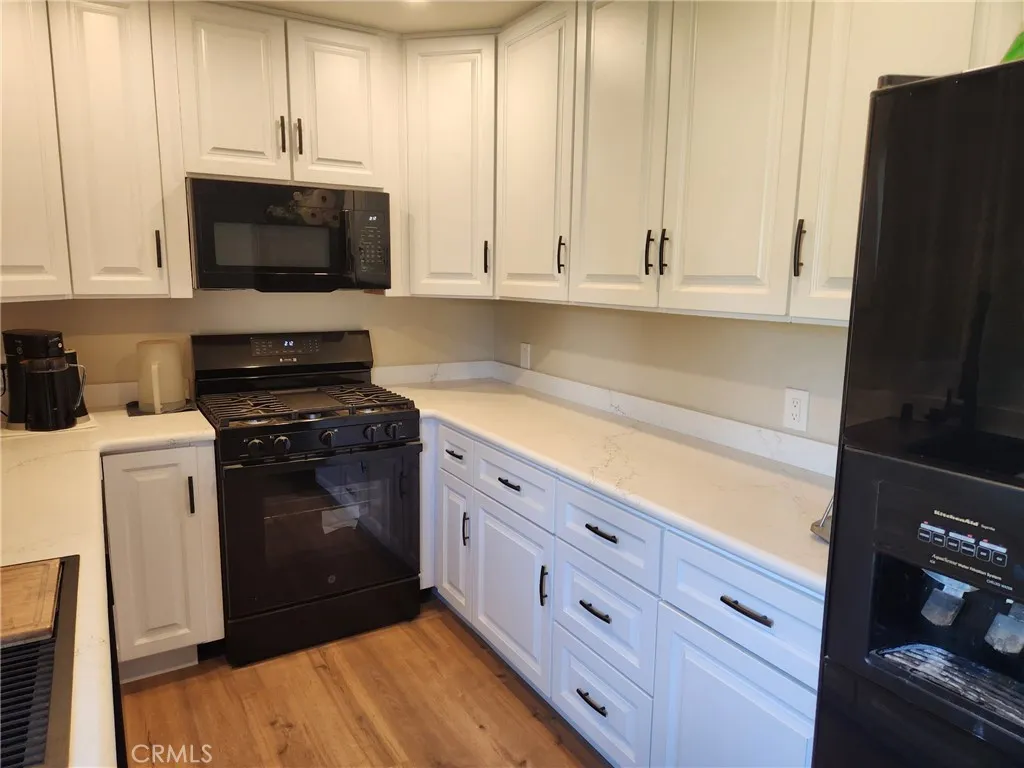704 Danecroft Avenue, Glendora, California 91740 home-pic-11