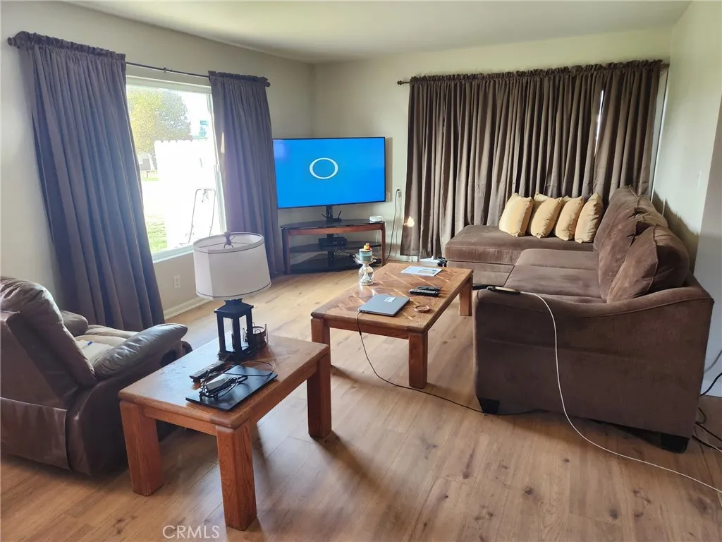 704 Danecroft Avenue, Glendora, California 91740 home-pic-7