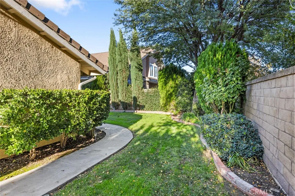 25522 Via Dona Christa, Valencia, California 91355 home-pic-29