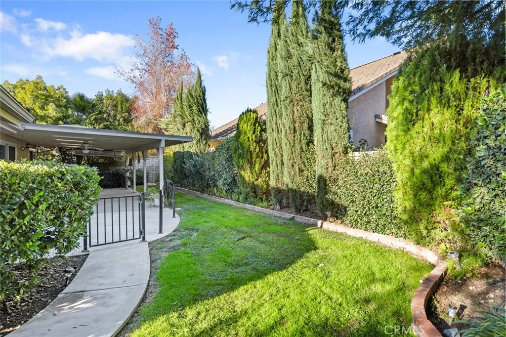 25522 Via Dona Christa, Valencia, California 91355 home-pic-30
