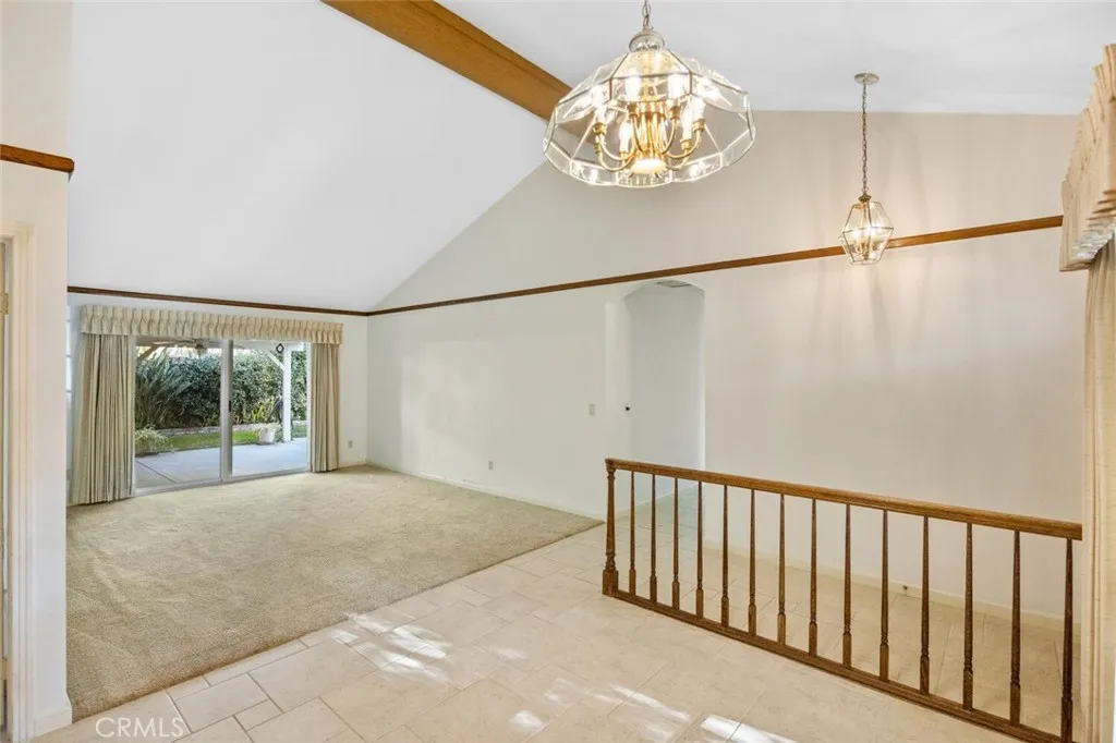 25522 Via Dona Christa, Valencia, California 91355 home-pic-9
