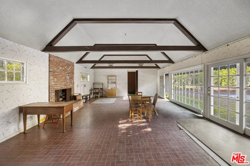 501 St Cloud Road, Los Angeles, California 90077 home-pic-6