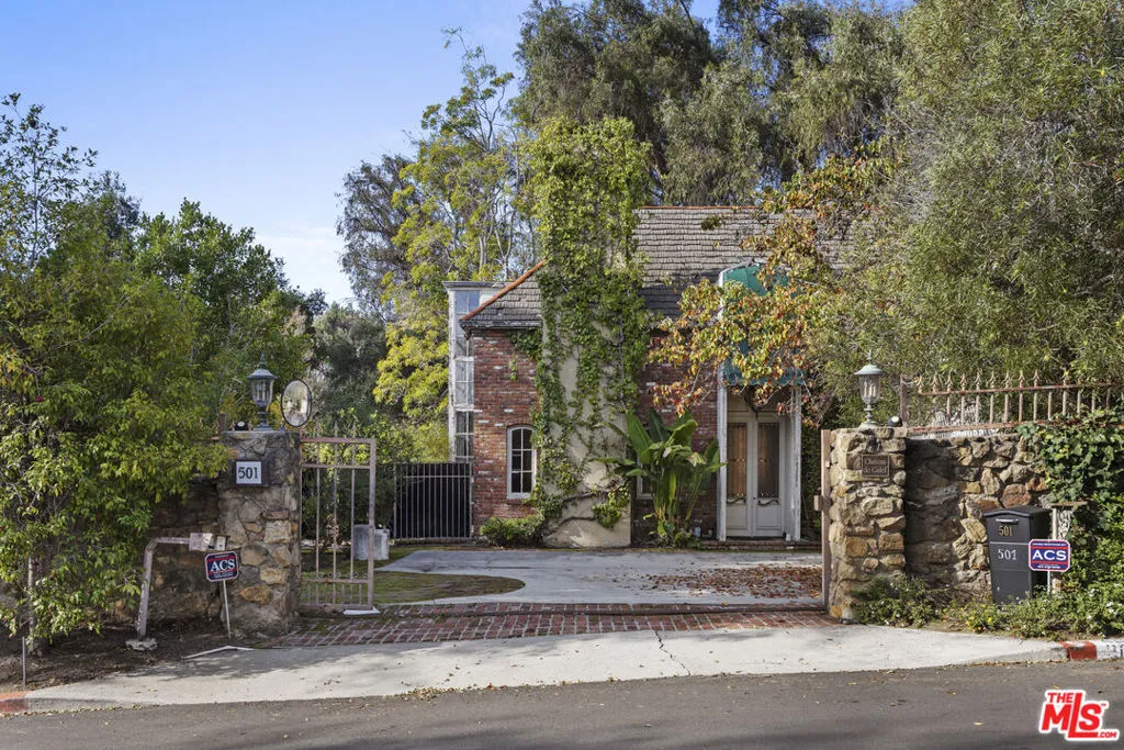 501 St Cloud Road, Los Angeles, California 90077 home-pic-9