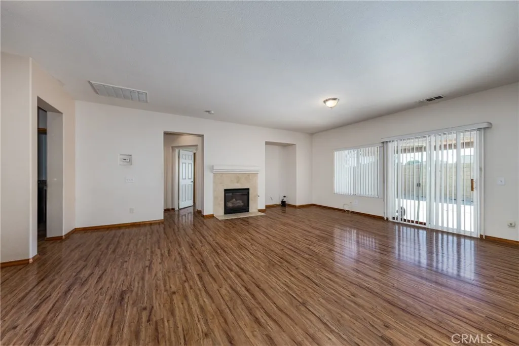 1852 Rogers Way, San Jacinto, California 92582 home-pic-4