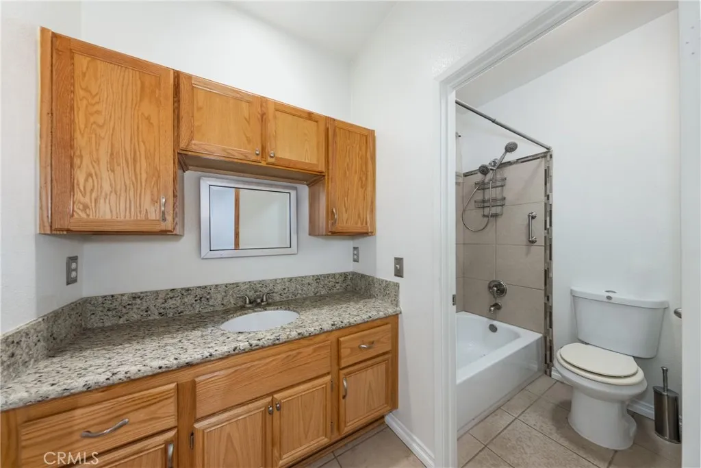 1852 Rogers Way, San Jacinto, California 92582 home-pic-17