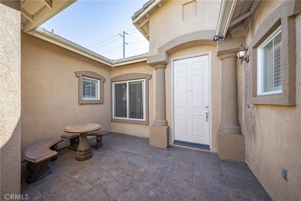 1852 Rogers Way, San Jacinto, California 92582 home-pic-2