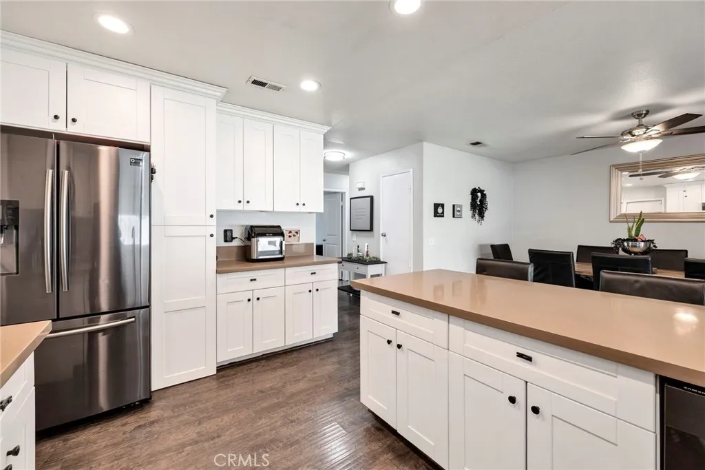 10022 Chula Vista Way, Riverside, California 92503 home-pic-13