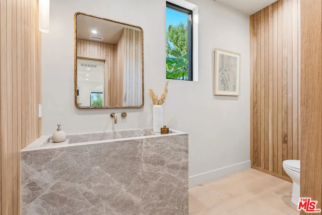 16643 Addison Street, Encino, California 91436 home-pic-11