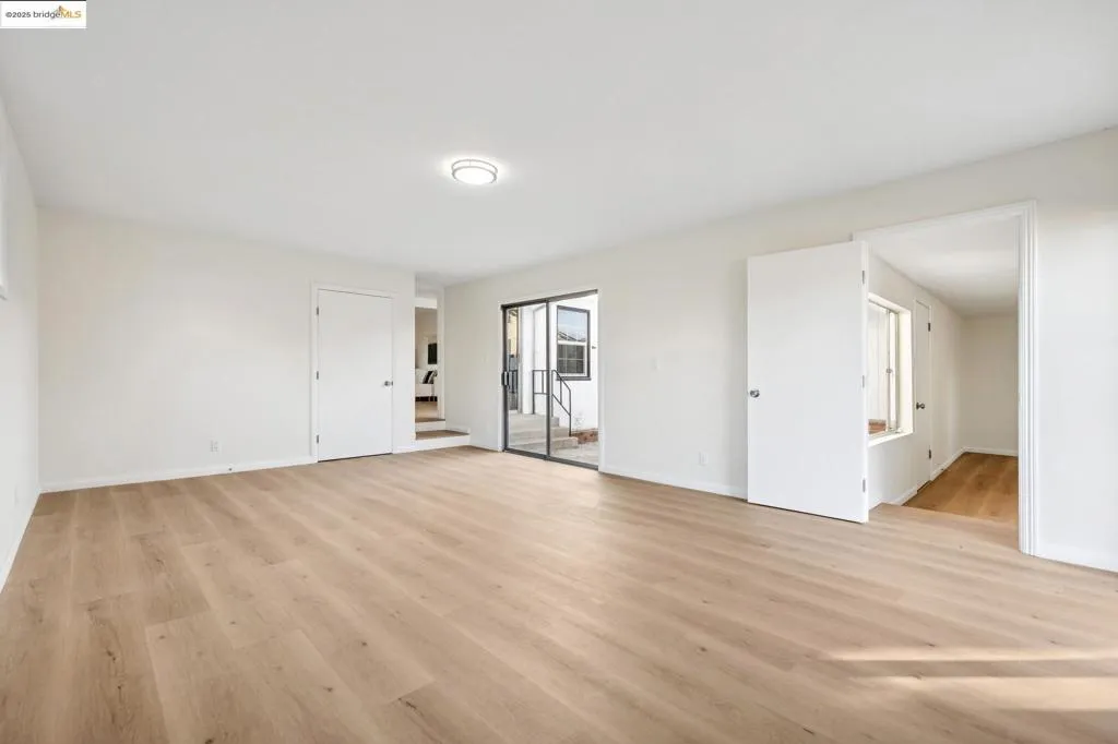 1921 Coalinga Ave, Richmond, California 94801 home-pic-15