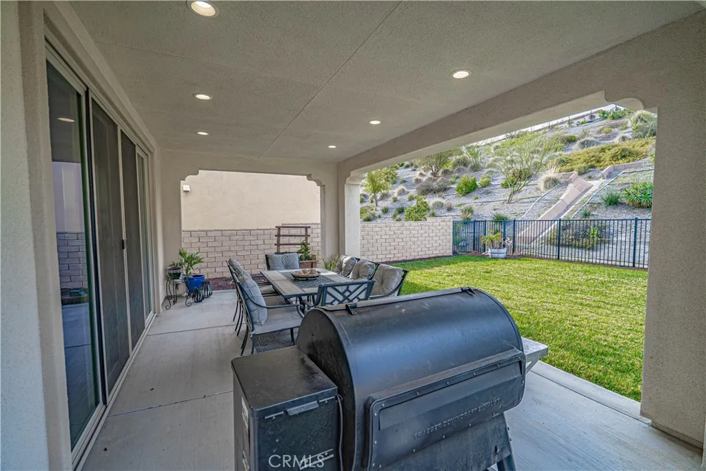18642 Cedar Crest Drive, Canyon Country, California 91387 home-pic-41