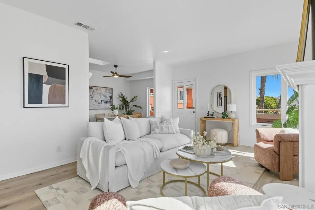 2930 Columbia St F, San Diego, California 92103 home-pic-0