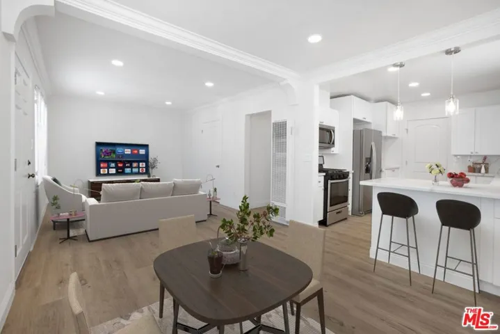 5402 Monroe Street, Los Angeles, California 90038