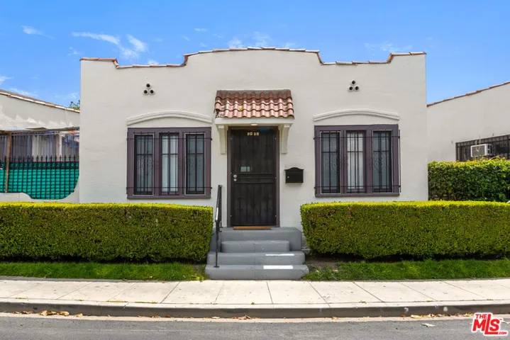 5402 Monroe Street, Los Angeles, California 90038