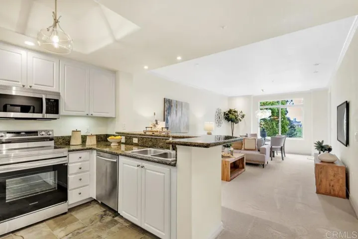 9253 Regents Road A203, La Jolla, California 92037