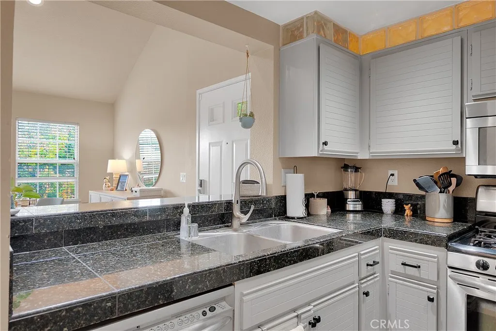24151 Del Monte 348, Valencia, California 91355 home-pic-14