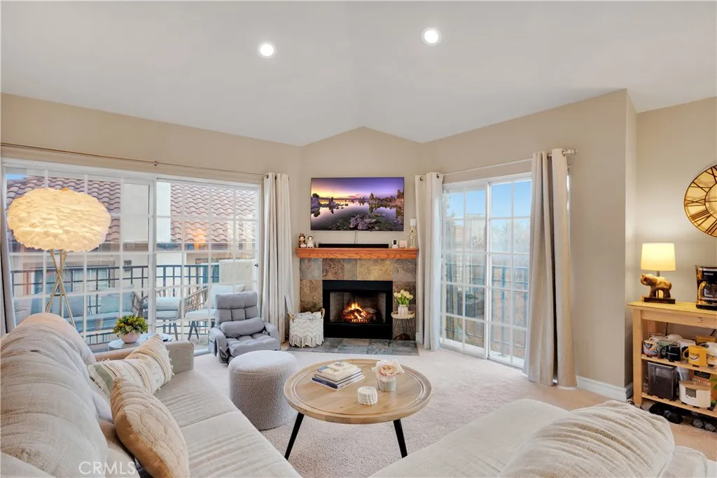 24151 Del Monte 348, Valencia, California 91355 home-pic-10