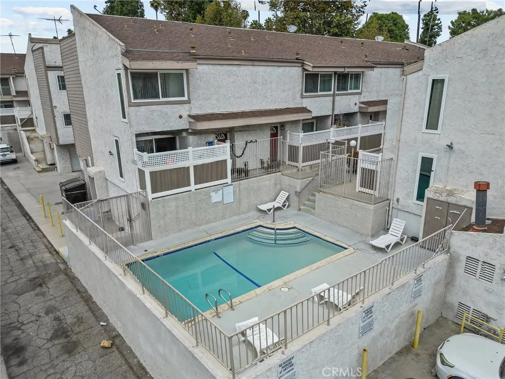 19540 Sherman Way 602, Reseda, California 91335 home-pic-33