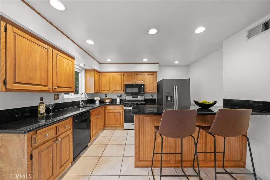 5017 Cartwright 3, North Hollywood, California 91601 home-pic-13