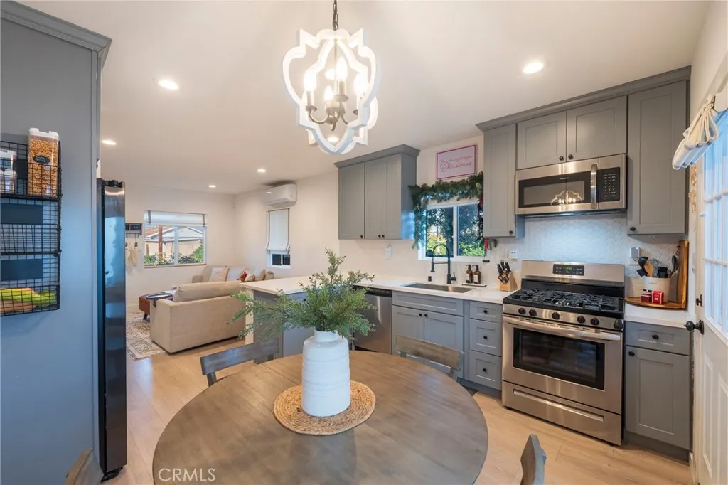 2350 249th Street, Lomita, California 90717 home-pic-10