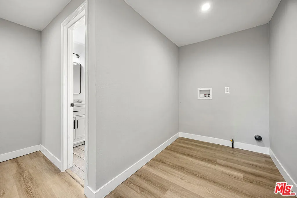 337 E 60th Street, Los Angeles, California 90003 home-pic-15