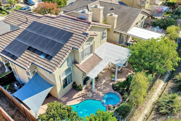 13660 Lindamere Ln, San Diego, California 92128