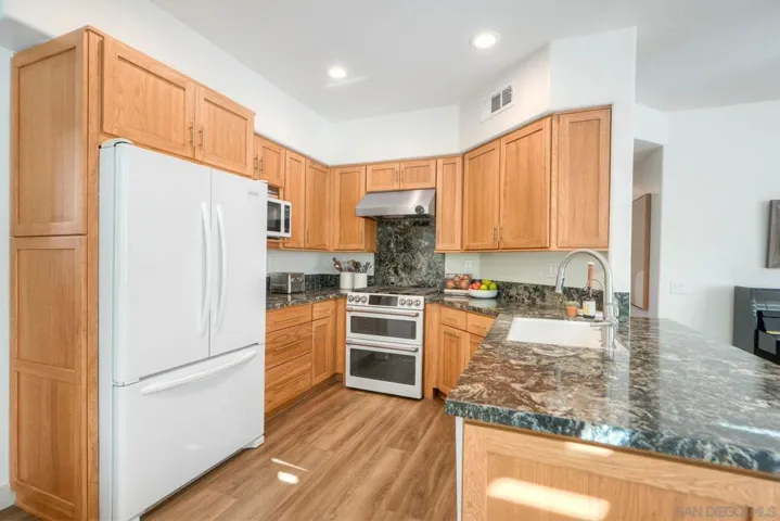 13660 Lindamere Ln, San Diego, California 92128