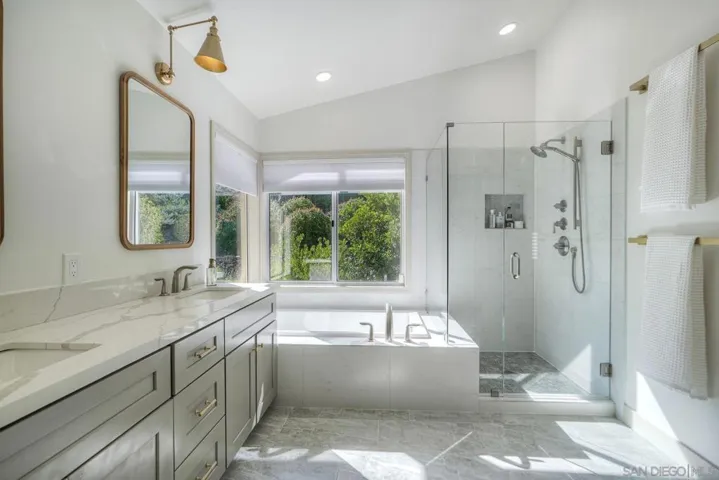 13660 Lindamere Ln, San Diego, California 92128