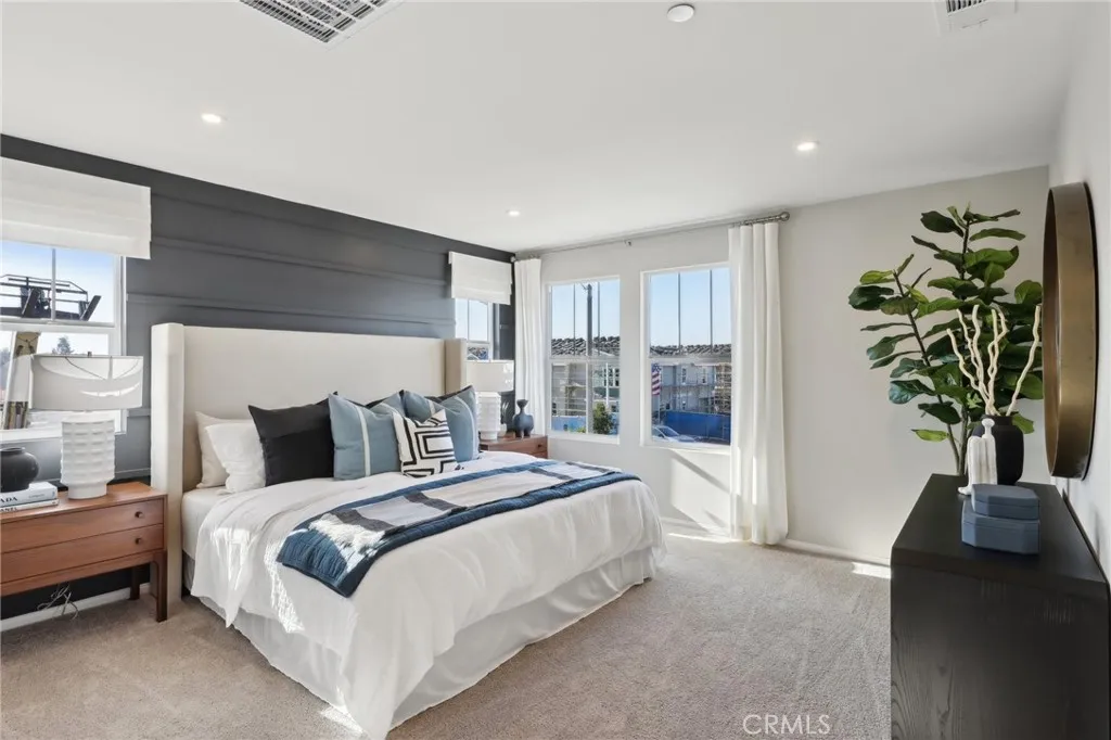 15535 April Dawn Way 1, Fontana, California 92336 home-pic-7