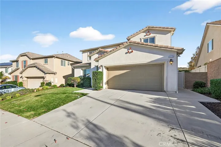 11775 Silver Birch Road, Corona, California 92883