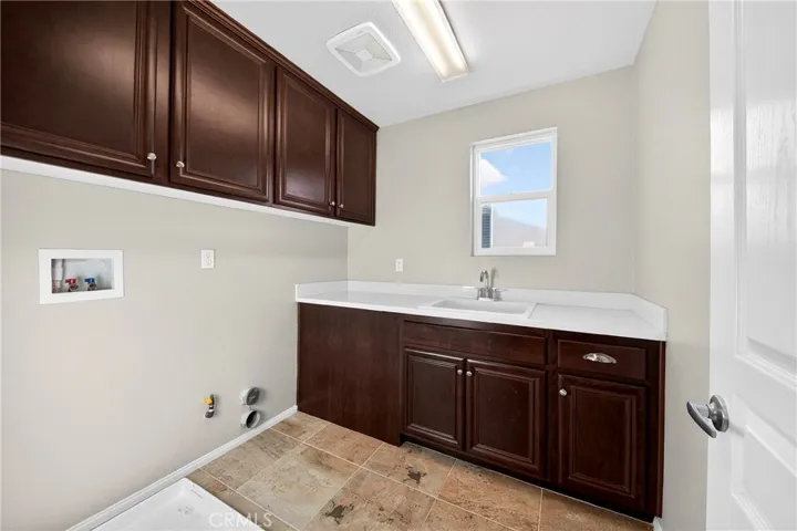 11775 Silver Birch Road, Corona, California 92883