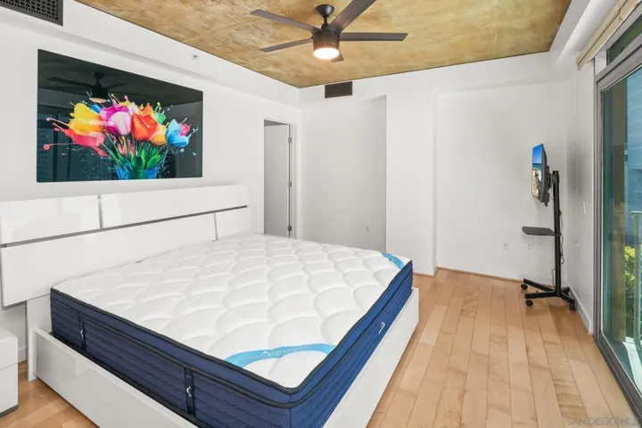 801 Ash St 702, San Diego, California 92101