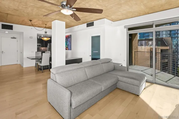 801 Ash St 702, San Diego, California 92101