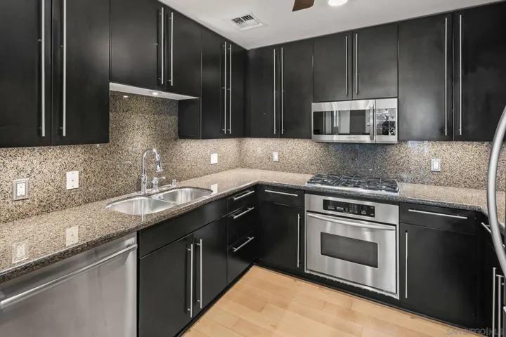 801 Ash St 702, San Diego, California 92101