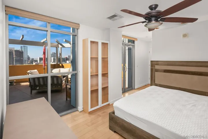 801 Ash St 702, San Diego, California 92101