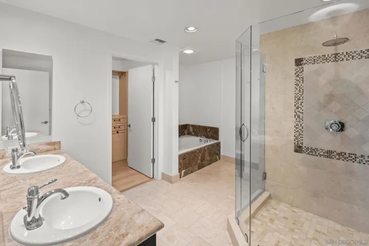 801 Ash St 702, San Diego, California 92101