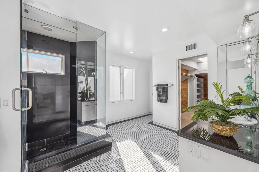 1716 Ocean Front, Del Mar, California 92014 home-pic-34