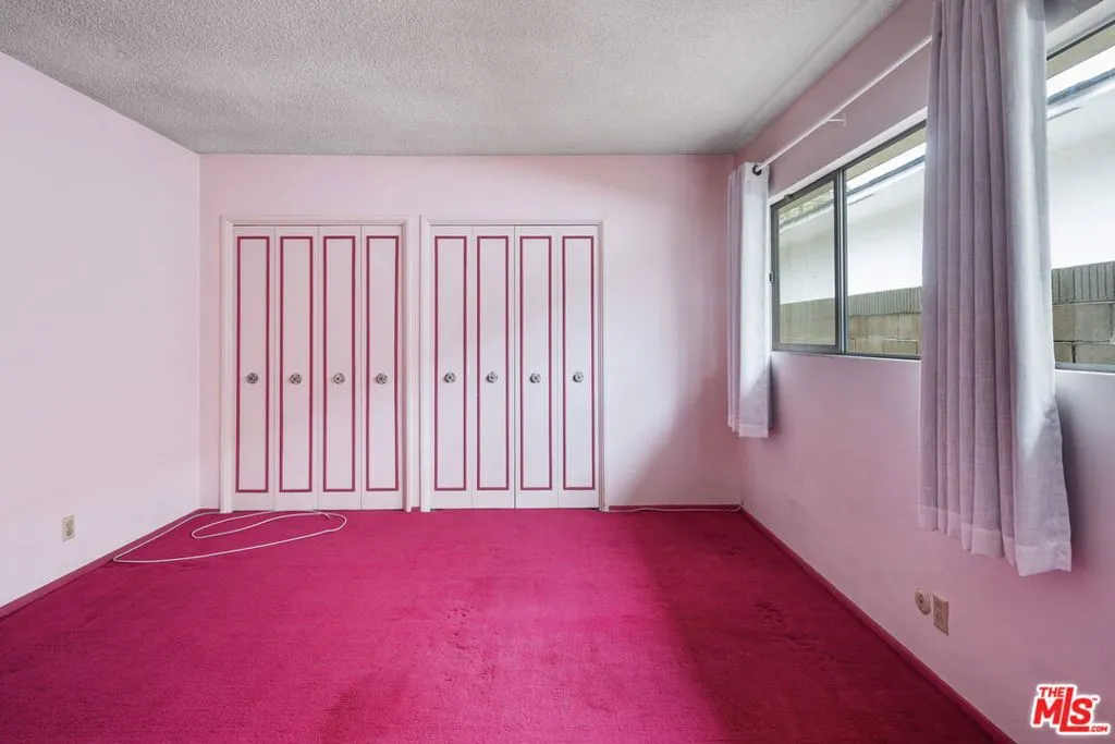 6619 S Bedford Avenue, Los Angeles, California 90056 home-pic-42