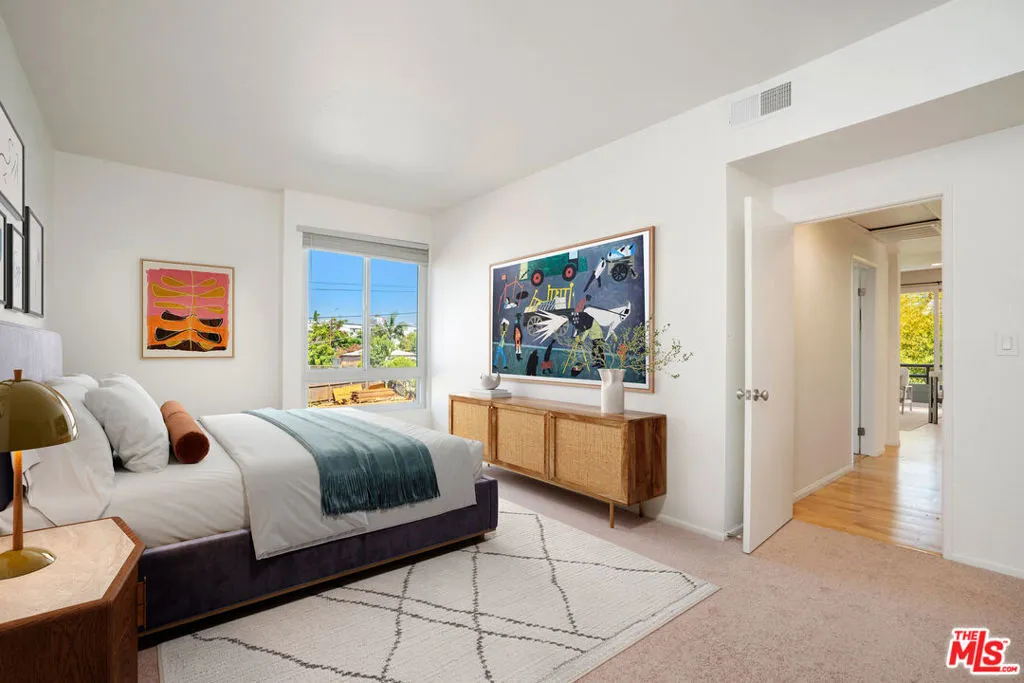 4567 Lexington Avenue 106, Los Angeles, California 90029 home-pic-6